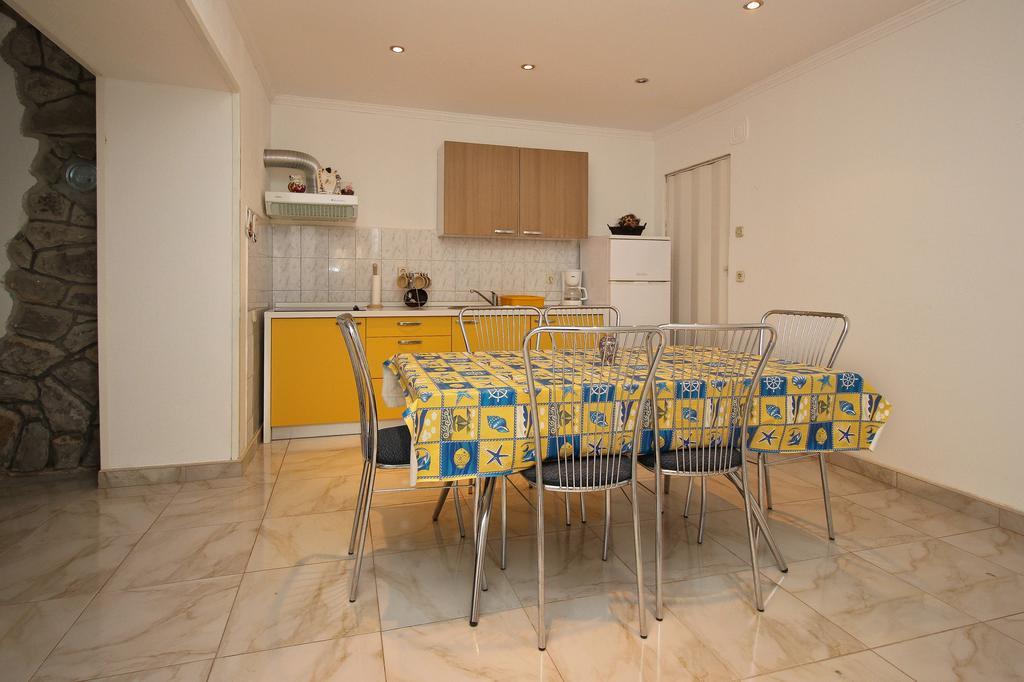 Apartment Drazen シロ 部屋 写真